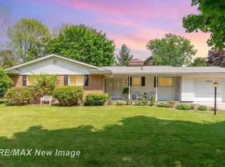 2900 Dina St, Midland, MI 48642