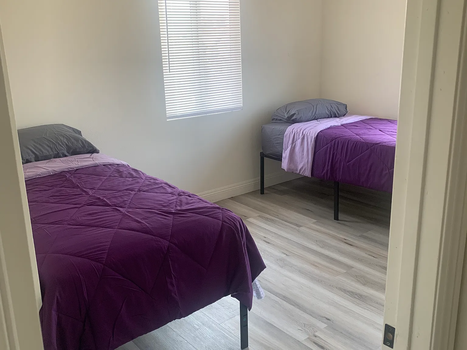 5 bed, 3.5 bath, 1700 sqft, $700 — Photo 4