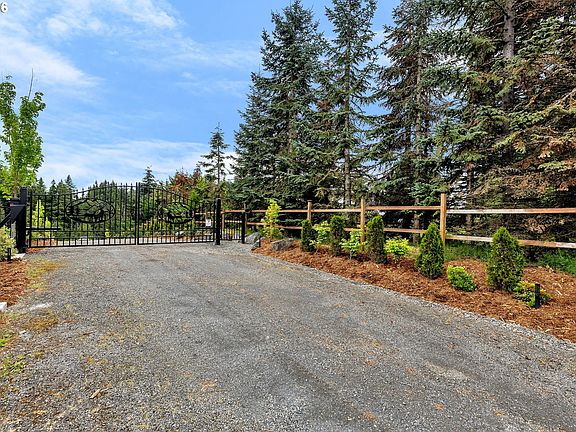 2nd image of 2545 S Demaris Pl