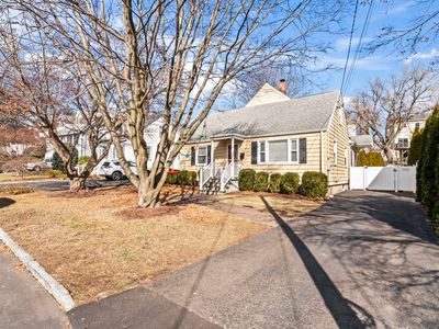 30 Crown Avenue, Norwalk, CT, 06854