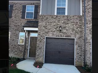 27 Holland Ridge Cir, Lebanon, TN 37090