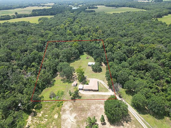 3rd image of 8628 W Voca Rd