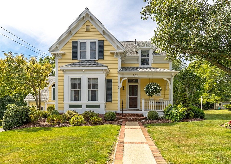 202 Bridge St, Beverly, MA 01915 Zillow