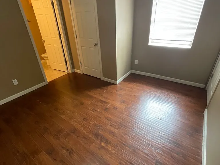 416 N Lincoln St — Photo 27