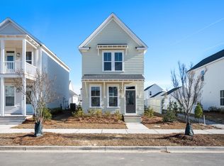 708 Triangle Ln, Summerville, SC 29486