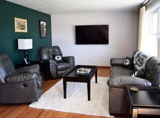 2234 S Oneida St, Green Bay, WI 54304