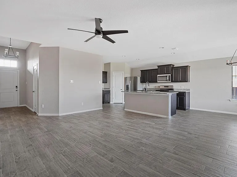 9805 Summerton Dr — Photo 3