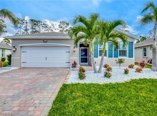 3085 Amadora Cir, Cape Coral, FL 33909