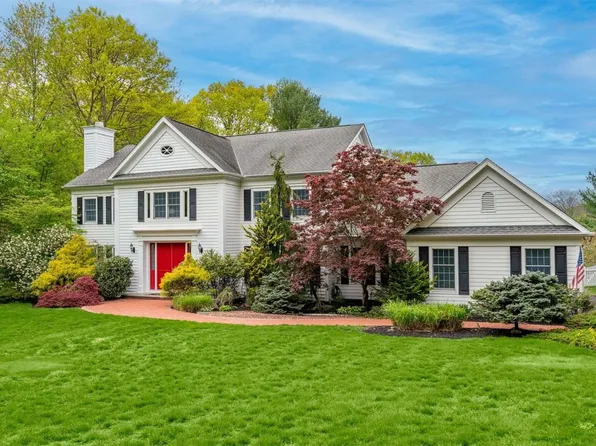 71 Saw Mill Road, Cold Spring Harbor, NY 11724