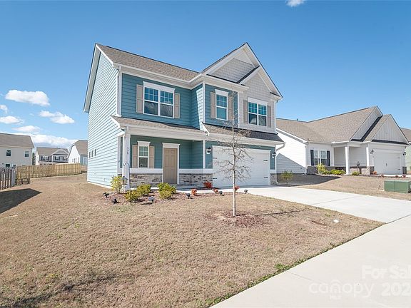 2nd image of 329 Ox Bow Cir