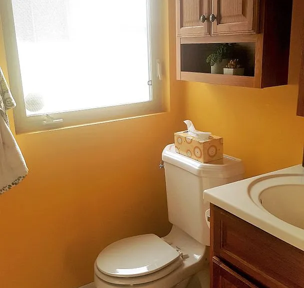532 Parkhill Dr — Photo 9
