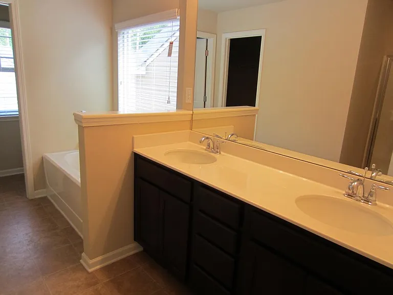 5125 Acworth Landing Dr — Photo 15