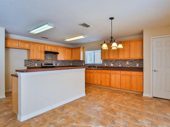 5th image of 3464 Goldeneye Ln