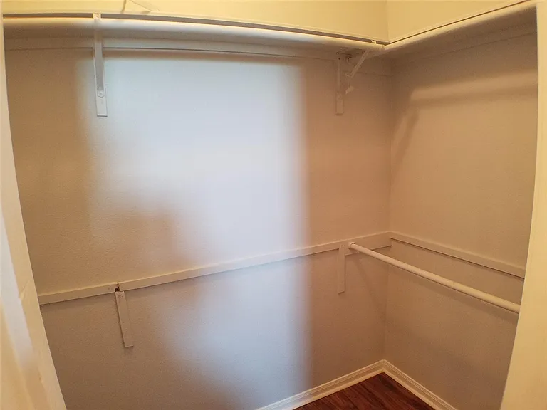 2500 Allred Dr #B — Photo 20