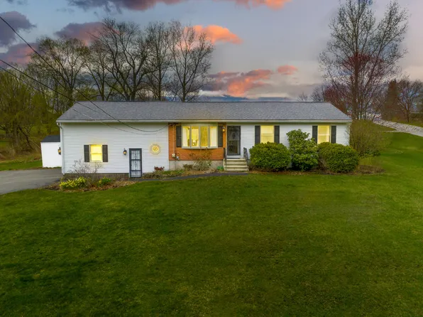 2 Anthony Street, Lisbon, ME 04252