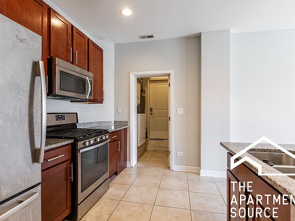 4th image of 1811 N Clybourn Ave Unit 1
