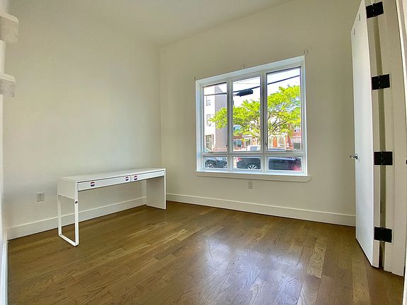 5th image of 162 Central Ave APT 1A