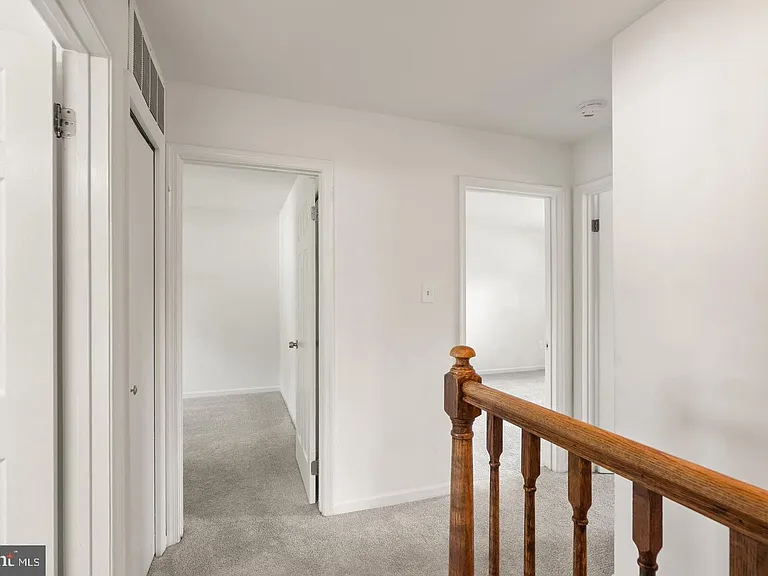 8902 Huxley Ct — Photo 51