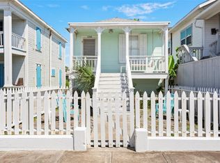 1208 Ursuline, Galveston, TX 77550