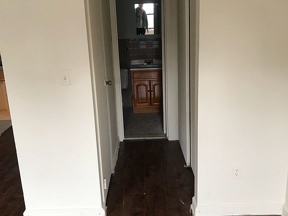 4th image of 300 Palisade Ave APT 2
