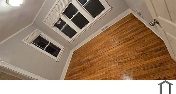 3 bed, $1,200 — Photo 3