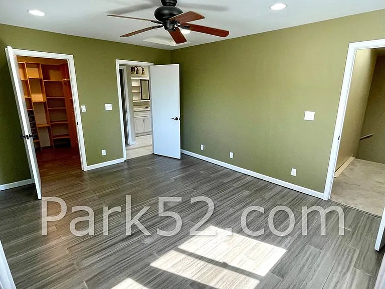 808 S Oxford St — Photo 13