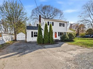 25 Pine Swamp Rd, Cumberland, RI 02864