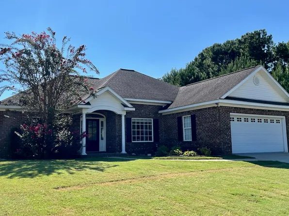 112 Meadows Ln, Troy, AL 36079