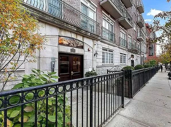 330 Bergen St APT 1C, Brooklyn, NY 11217