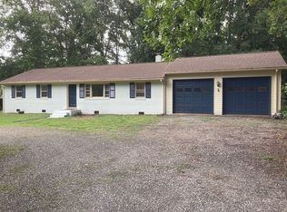 10517 Qualla Rd, Chesterfield, VA 23832