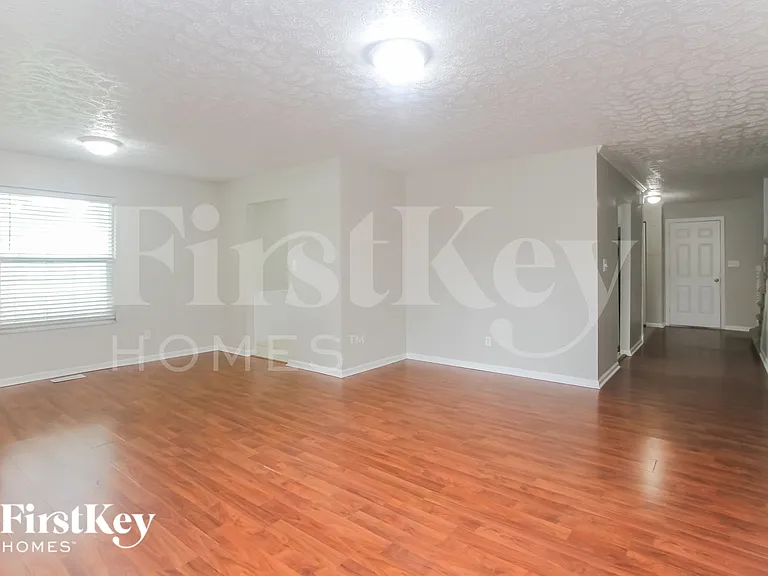 9570 Gemini Dr — Photo 3