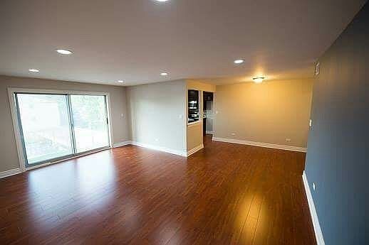 5th image of 10607 Southwest Hwy APT 3B