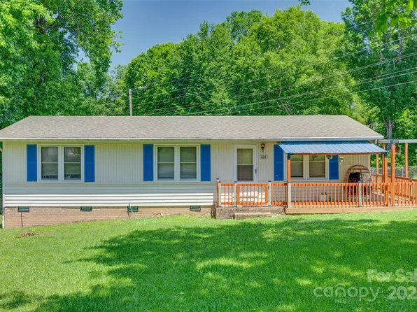 426 Valley St, Stanley, NC 28164