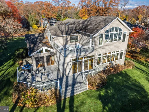 1031 Landon Ln, Arnold, MD 21012