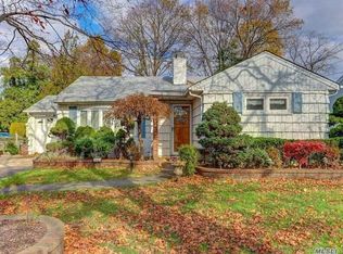 1497 Jerusalem Ave, Merrick, NY 11566