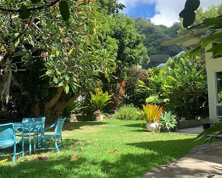 Manoa Rd — Photo 12