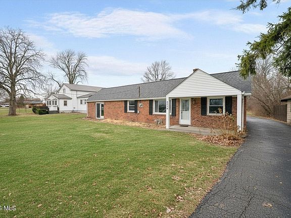 3rd image of 5415 Seaman Rd