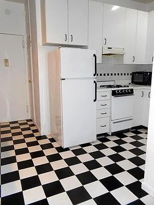 Rented by Keller Williams NYC | media 22