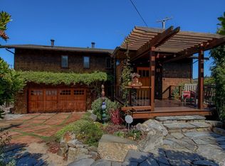 395 Norfolk St, Cambria, CA 93428