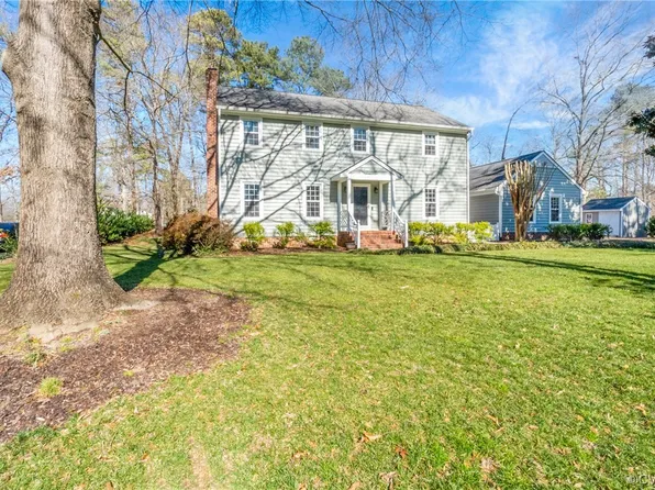 6935 W Hairpin Dr, Quinton, VA 23141