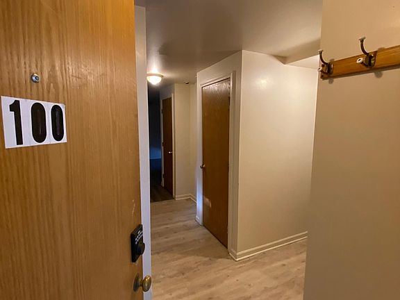 Suite 100 door Entrance