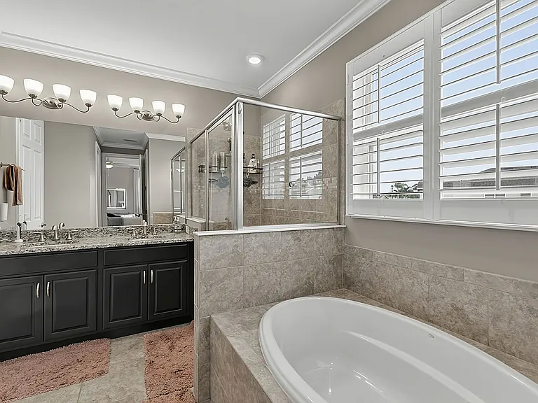 3391 Acapulco Cir — Photo 18