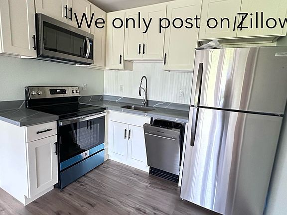 3rd image of 3901 Nassau Ave NE