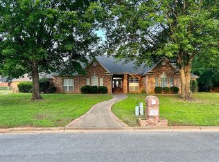 1300 Purdue St, Jacksonville, TX 75766