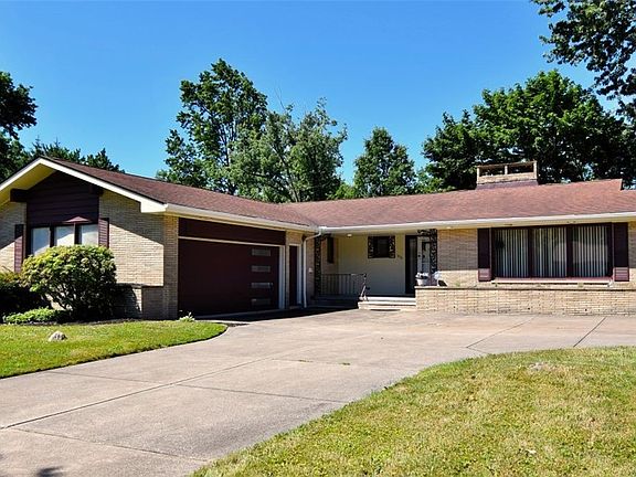 2nd image of 1878 Caronia Dr