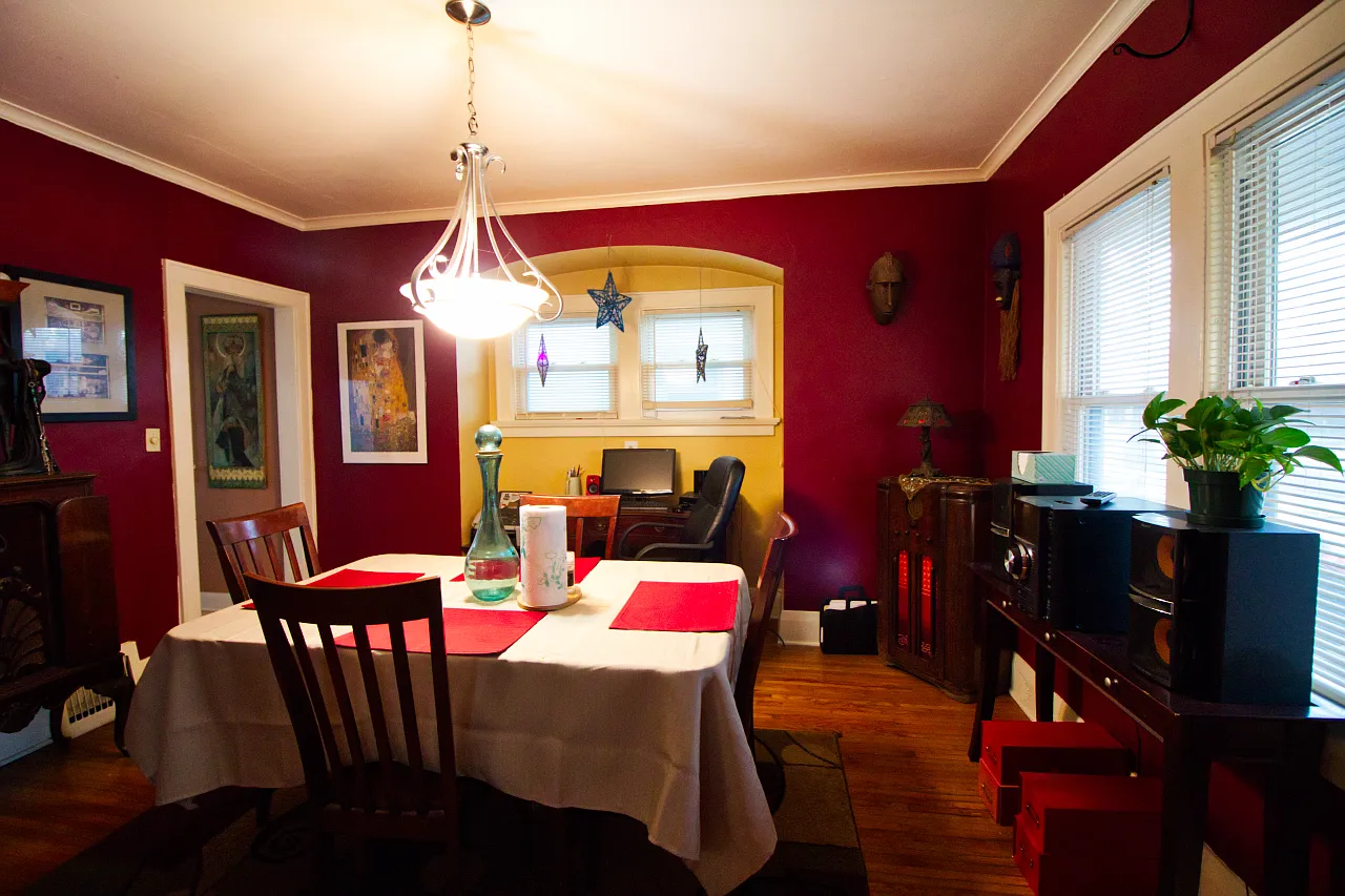 2241 Berdan Ave photo 1