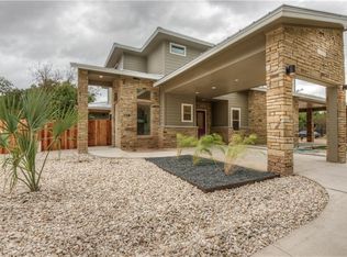 915 Stobaugh St #B, Austin, TX 78757