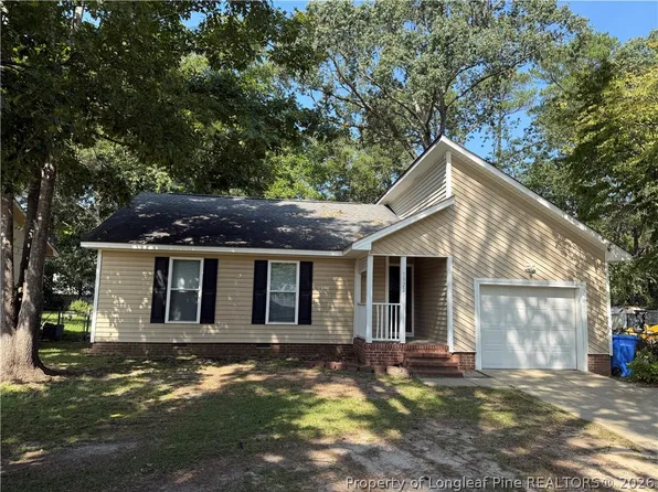 1322 Worstead Dr, Fayetteville, NC 28314