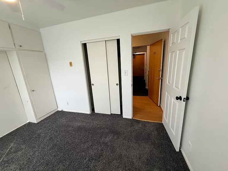 129 11th Ave E #101 — Photo 20