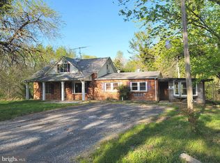 10832 Willetts Crossing Rd, White Plains, MD 20695